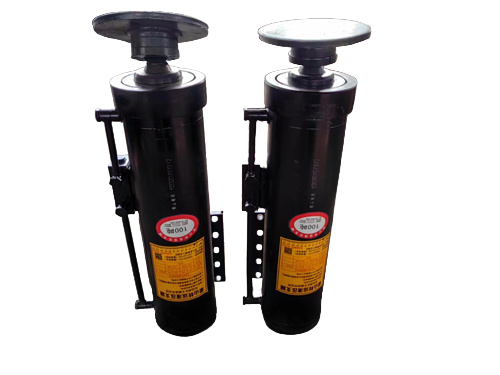 半挂车液压支腿怎样使用